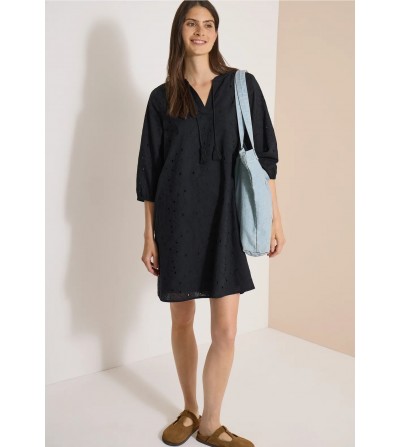 Vestido bordado mangas ¾